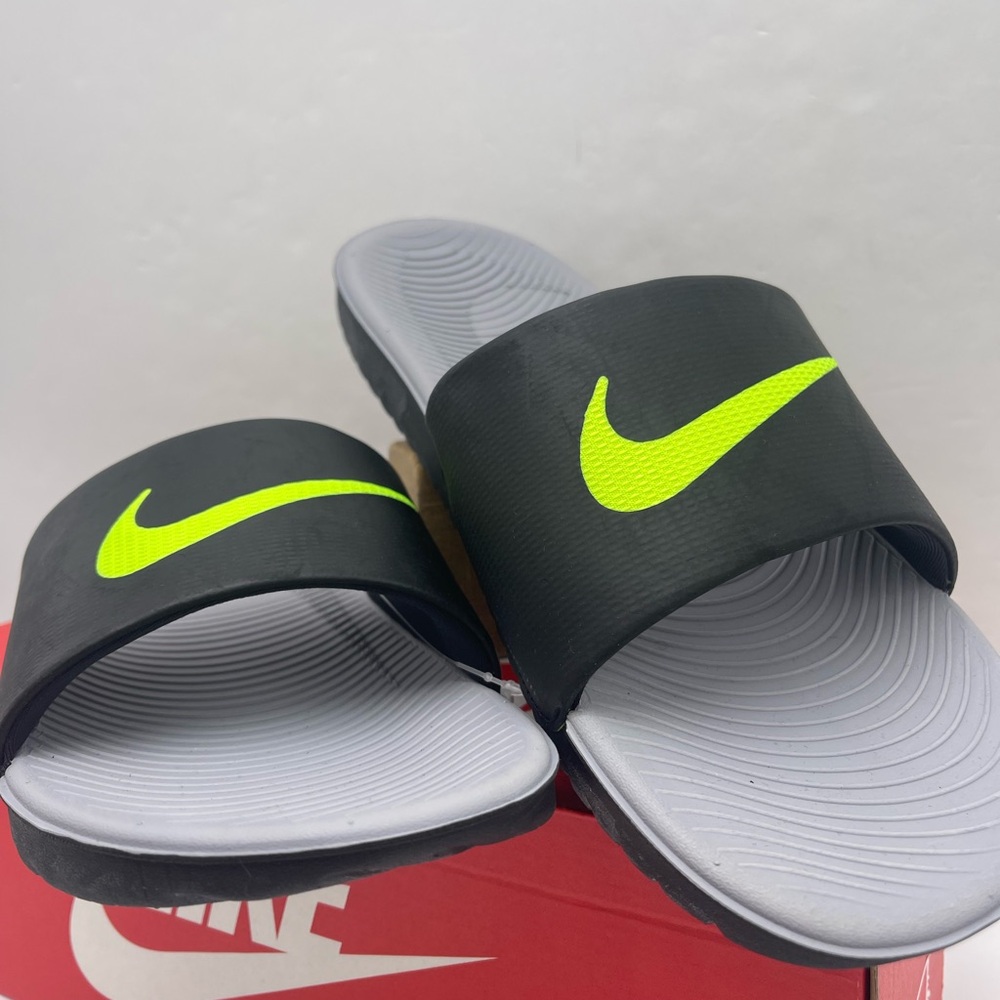 Nike Men’s Black Slides with Neon Green Logo - Picture 5 of 16